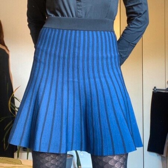 Maje Dresses & Skirts - Maje knit pleated skirt